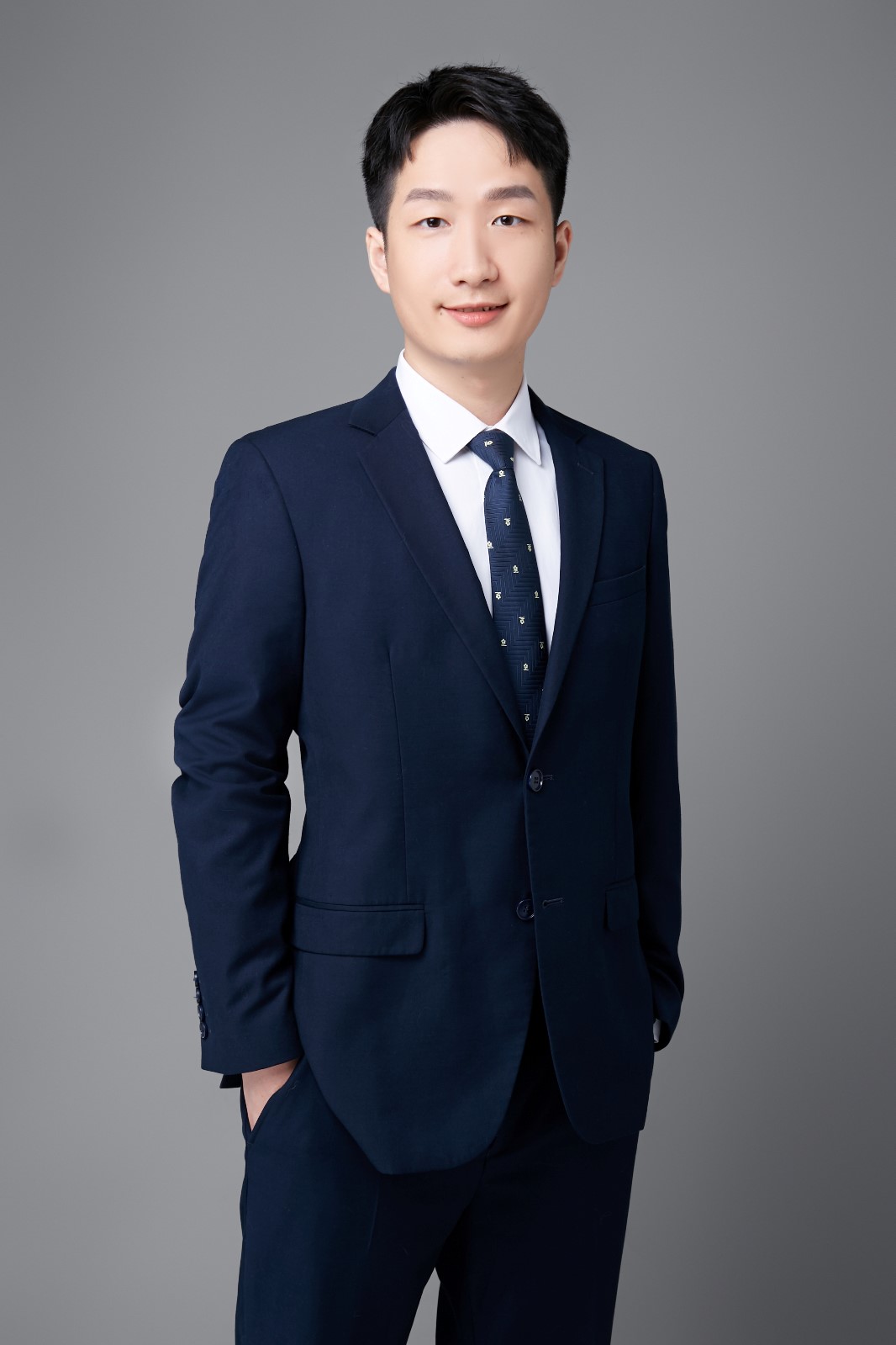 李延峥1.jpg